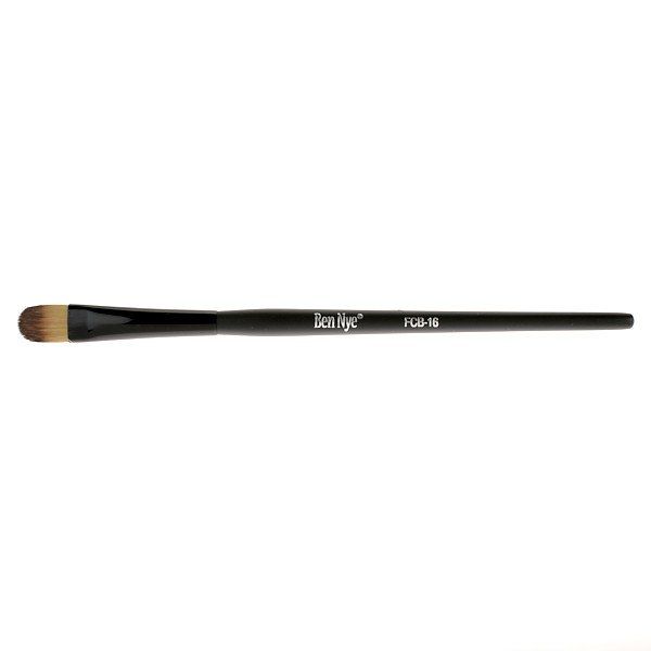 Ben Nye Medium Contoured Brush